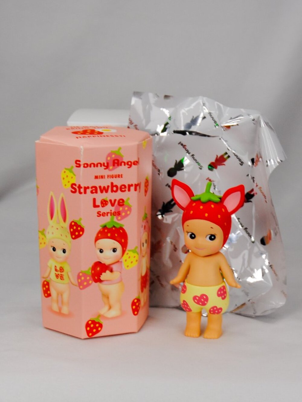 Sonny Angel Strawberry Love Series ~ Fawn